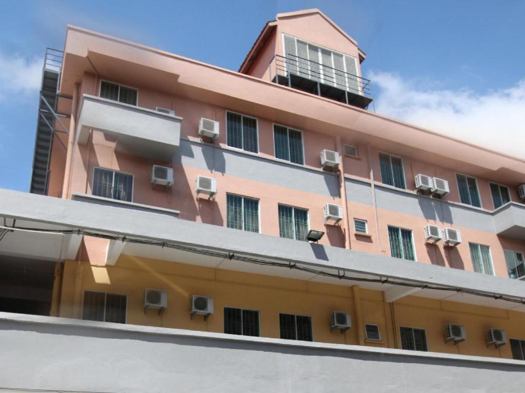 Hotel 1